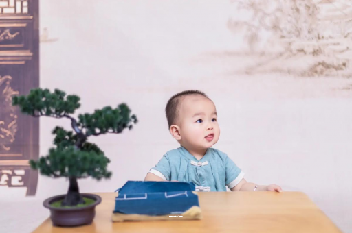 兴化宝宝喉咙长泡发烧